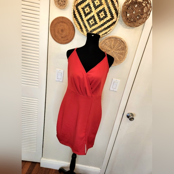 LAST ONE! Red Bodycon V-neck Spaghetti Strap Mini Dress WA - Picture 5 of 11